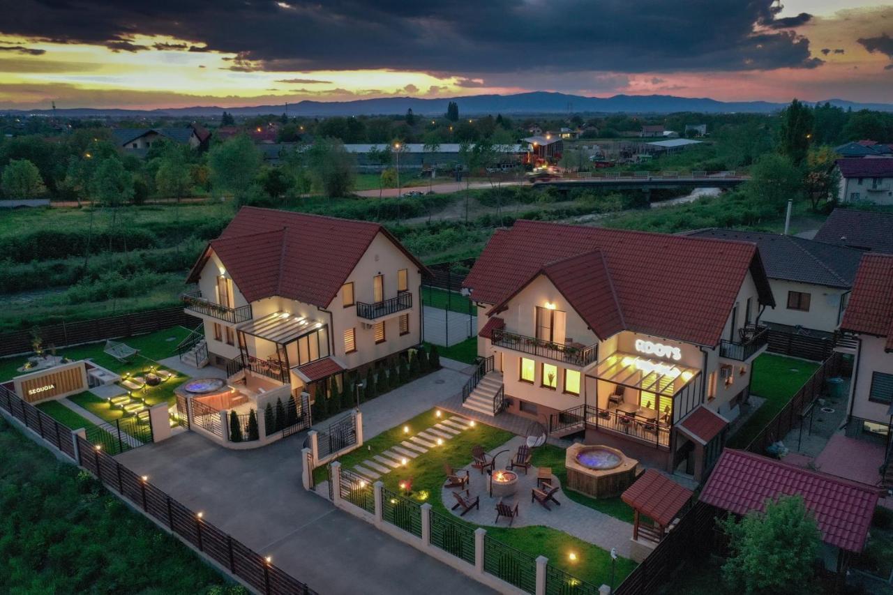 Roots Villa Redwood บราชอฟ ภายนอก รูปภาพ